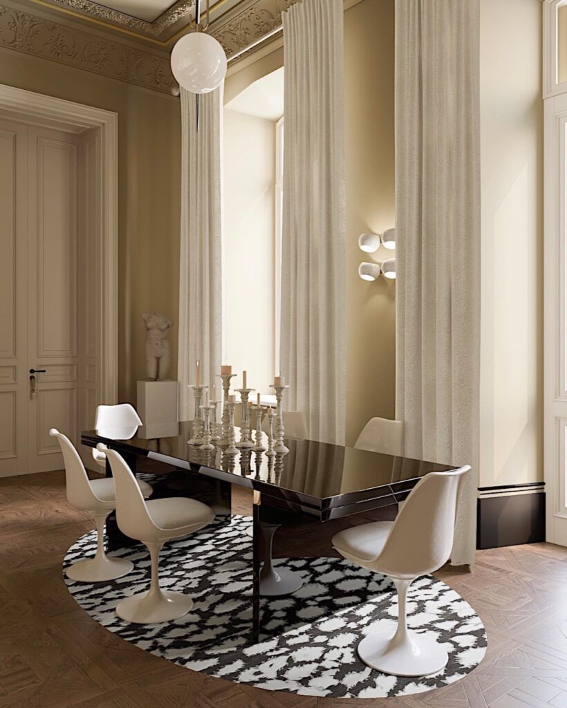 Elegant Dining Room with Ornate Decor and Furnishings