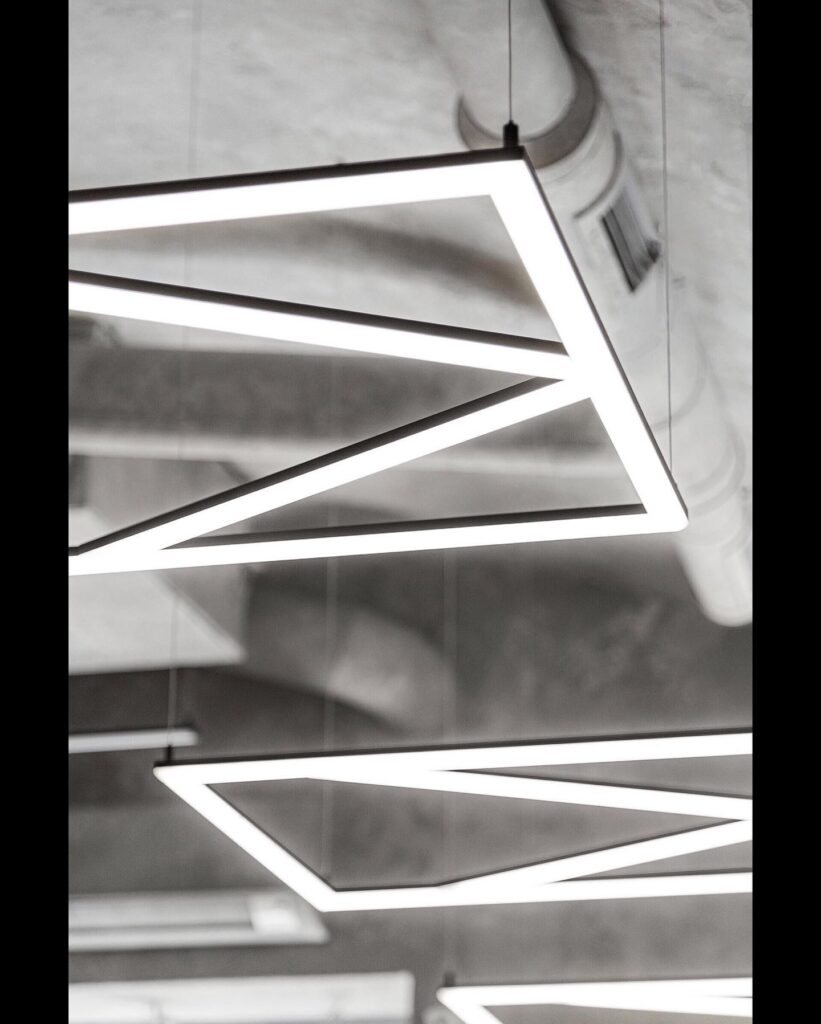 Geometric Lighting Fixtures in a Modern Interior Design
